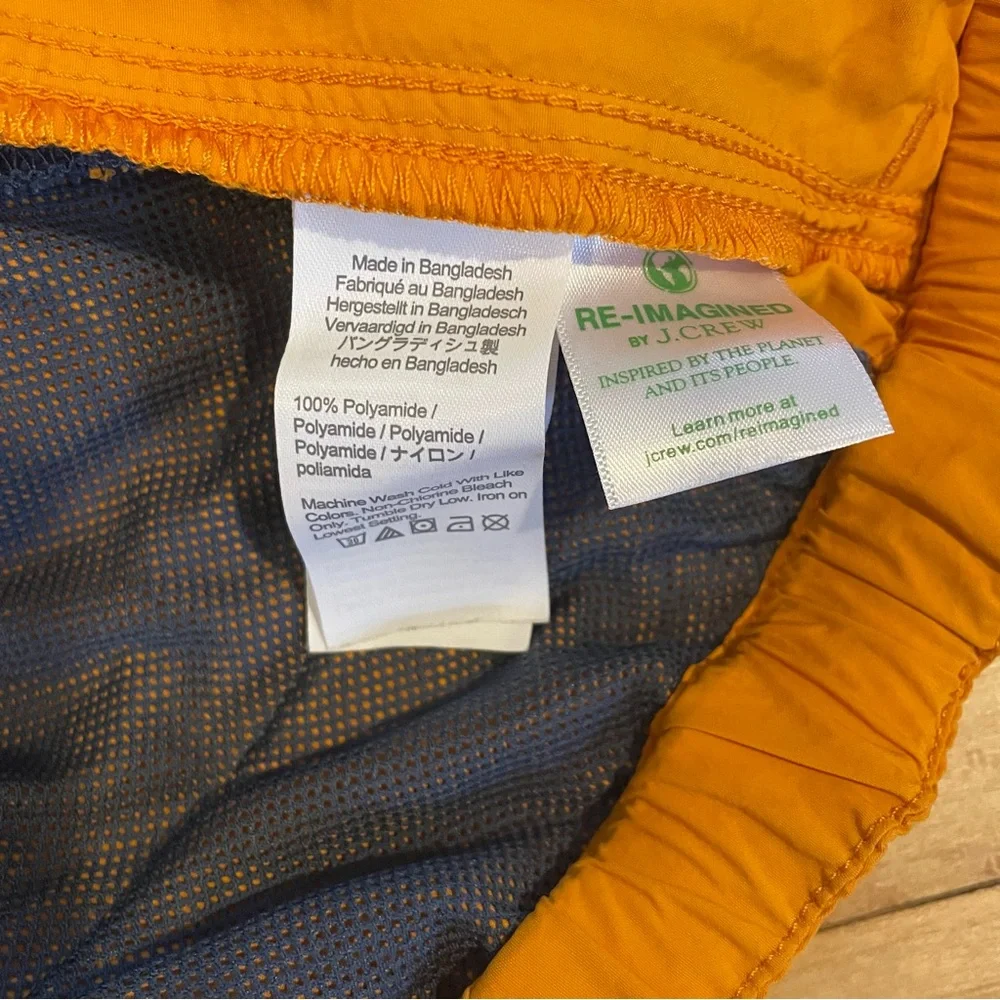 J. CREW Pull On Belted Shorts Zip Pockets 6” Inseam Hiking Camping Beach Unisex